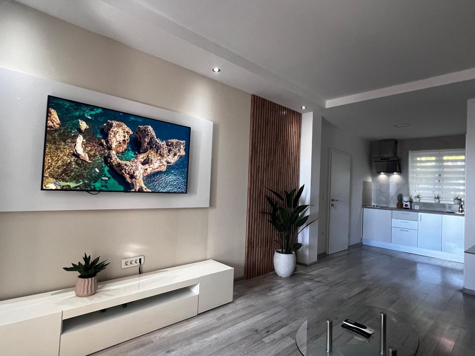 Apartmani Cvitanovic Baska Voda Bagian luar foto