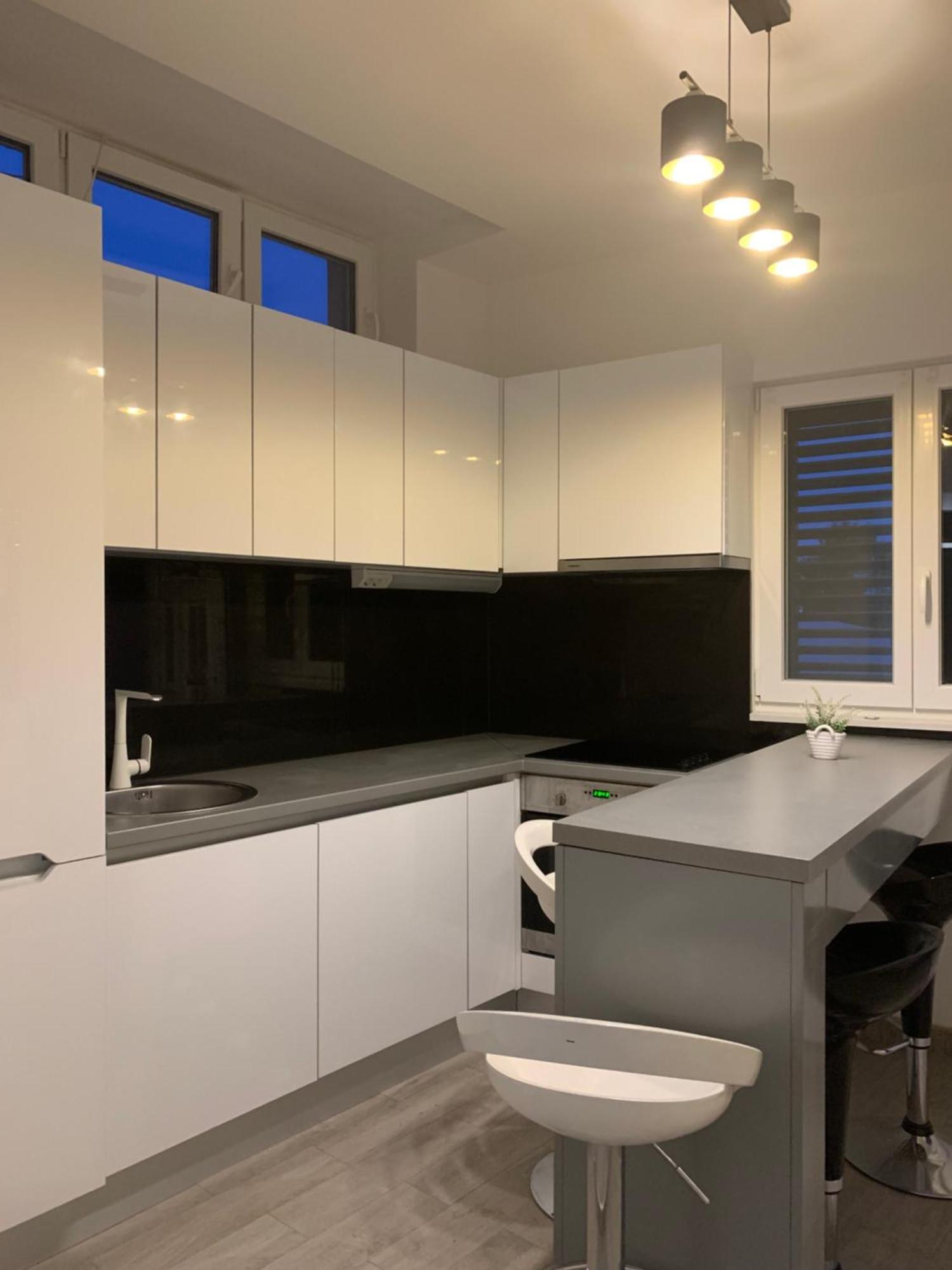 Apartmani Cvitanovic Baska Voda Bagian luar foto