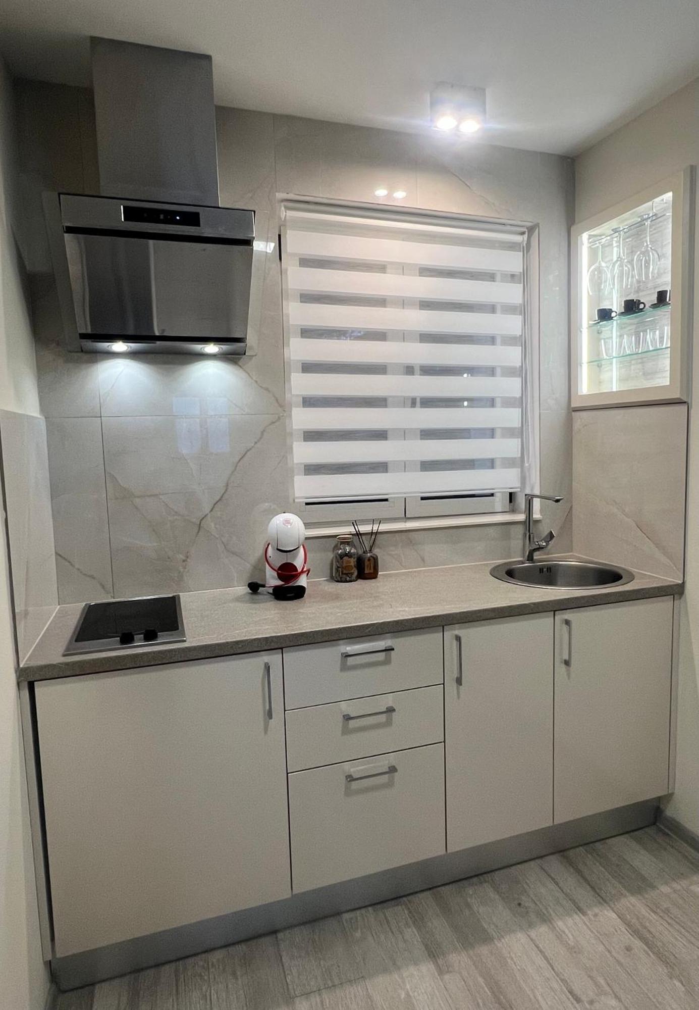 Apartmani Cvitanovic Baska Voda Bagian luar foto